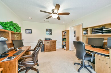 300 Oak Dr, Friendswood, TX 77546 - photo 6