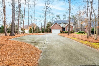 Spacious Parking and 2 car garage