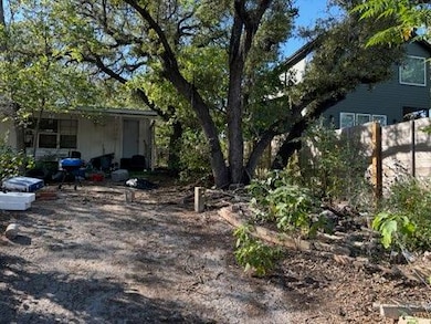 7802 Persimmon Trail, Austin, TX 78745 - photo 7