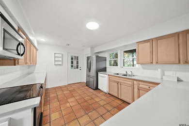 216 Pinewood Ln, Hideaway, TX 75771 - photo 3