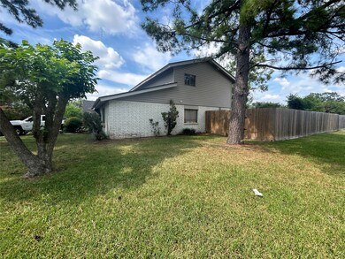 8402 Snowbank Dr, Houston, TX 77064 - photo 3