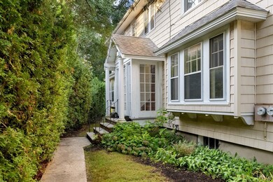 31 Payson Rd unit 1, Belmont, MA 02478 - photo 2
