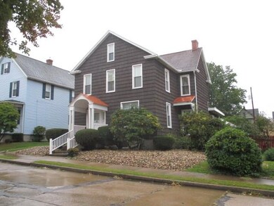 621 Spring St. Front View