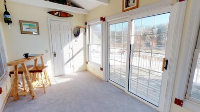 Foyer / Entrance