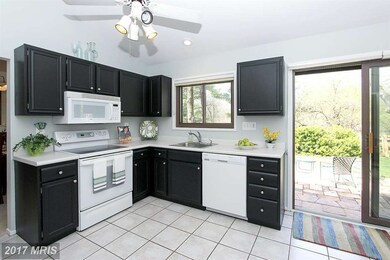 9409 Bethany Place, Montgomery Village, MD 20886 - photo 6