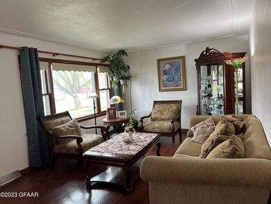 1619 S 17th St, Grand Forks, ND 58201 - photo 4