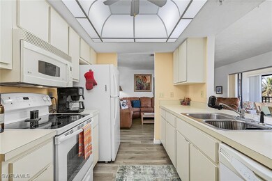 5301 Blue Crab Cir unit 4, Bokeelia, FL 33922 - photo 7