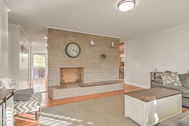 704 Willow Springs HH-4