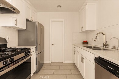 365 Burchett St unit 303, Glendale, CA 91203 - photo 7