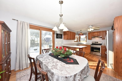 W213N16501 Glen Brooke Dr, Jackson, WI 53037 - photo 7