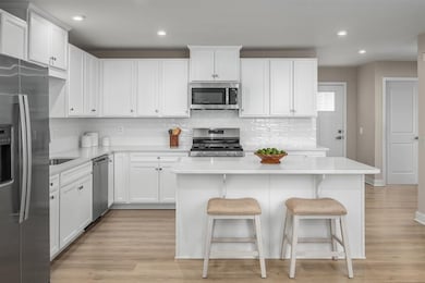 5111 Bentgrass Dr, Hempfield Township, PA 15601 - photo 2