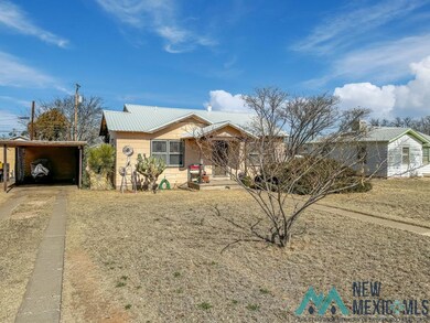 318 E Yucca Dr, Hobbs, NM 88240 - photo 2