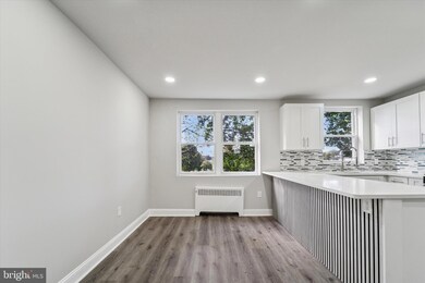 6858 Clover Ln, Upper Darby, PA 19082 - photo 7