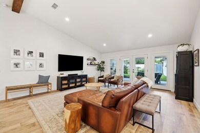 930 Chantilly Ln, Houston, TX 77018 - photo 5