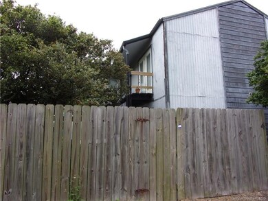 1855 Fox Run #4 Dr, Lake Charles, LA 70605 - photo 4