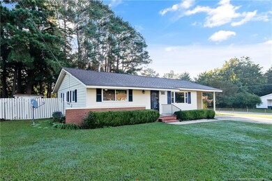 727 Berwick Dr, Fayetteville, NC 28314 - photo 2