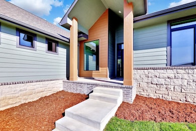 2512 N Emerald Ct, Andover, KS 67002 - photo 2