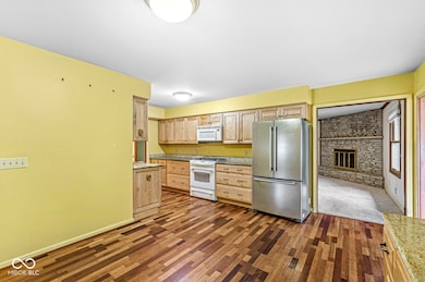 1502 Douglas Dr, Carmel, IN 46033 - photo 4