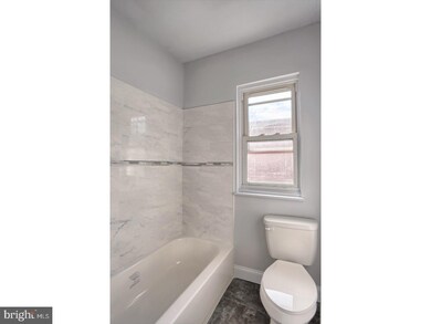 1534 Locust St, Reading, PA 19604 - photo 3