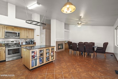 3059 Creekwood Dr, Reno, NV 89502 - photo 6