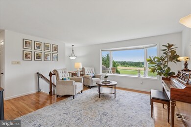 1232 W Bridge St, Spring City, PA 19475 - photo 3