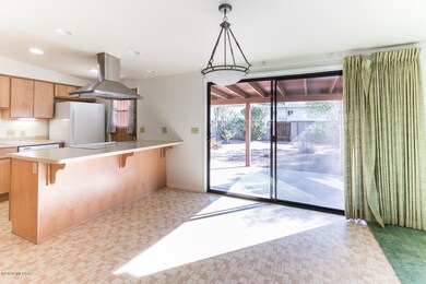 Dining2