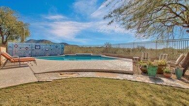 Backyard/Pool