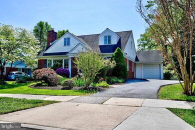 129 Lee Cir, Bryn Mawr, PA 19010 - photo 2