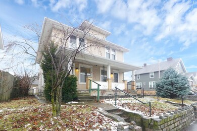5-web-or-mls-199-e-markison-ave