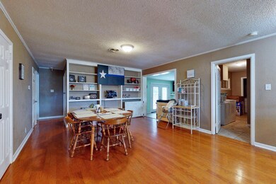 215 Wake Village Rd, Wake Village, TX 75501 - photo 4