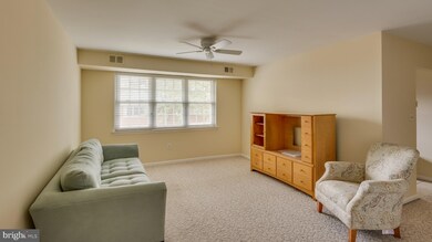 826 South Ave unit R11, Secane, PA 19018 - photo 4