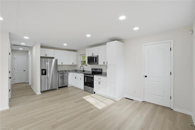 607 Warfield Dr, Portsmouth, VA 23701 - photo 7