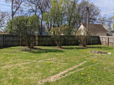 404 W South St, Bluffton, IN 46714 - photo 4