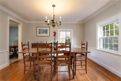 93 Hawthorn Ave, Needham, MA 02492 - photo 5