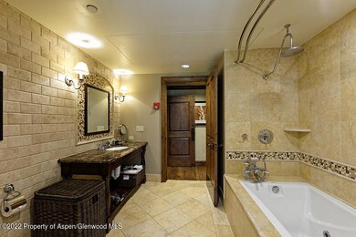 415 E Dean Street #22 Weeks 51 & 52, Aspen, CO 81611 - photo 7