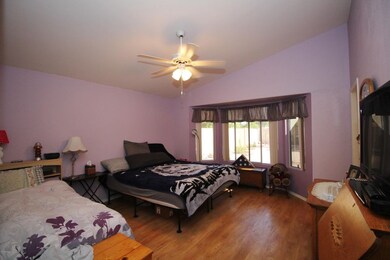 7 - Master Bedroom