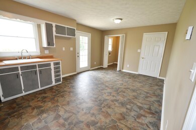 416 Talmage Mayo Rd, Harrodsburg, KY 40330 - photo 7