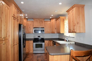 154 N 400 W, Parowan, UT 84761 - photo 7