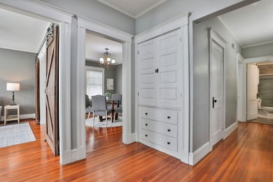 9 Avon St unit 2, Wakefield, MA 01880 - photo 4