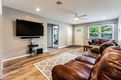 31 S Chestnut Ave, Whiting, NJ 08759 - photo 6