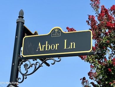 142 Arbor Ln, Dandridge, TN 37725 - photo 2