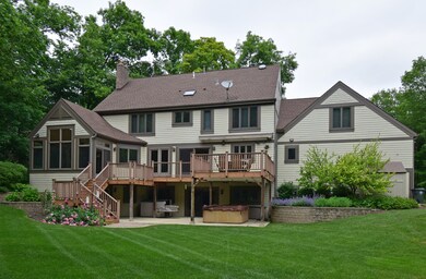 3450 Richnee Ln, Rolling Meadows, IL 60008 - photo 2