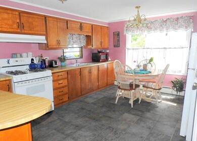 161 Monarch Dr, West Wareham, MA 02576 - photo 4