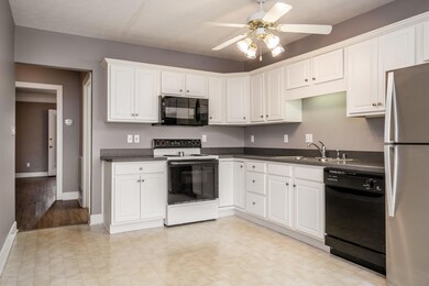 8305 Juanita Goins Ct, Louisville, KY 40228 - photo 6