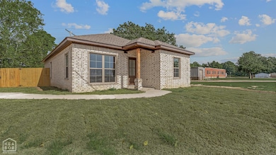 972 E 3rd St, Leachville, AR 72438 - photo 2