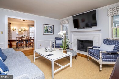 10426 Falls Rd, Lutherville Timonium, MD 21093 - photo 2