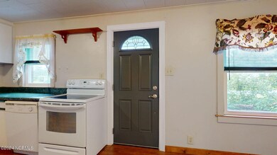 19-web-or-mls-407-Broad-Creek-Loop-Rd-Ne