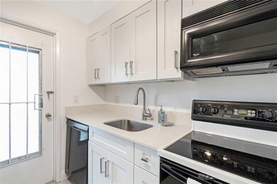 2050 NE 39th St unit N111, Lighthouse Point, FL 33064 - photo 3