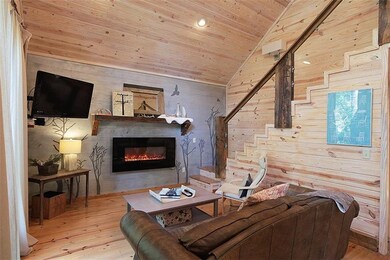 430 High Peak Trail, Broken Bow, OK 74728 - photo 2