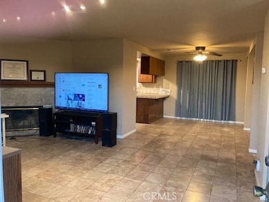 1364 W 139th St unit B, Gardena, CA 90247 - photo 5